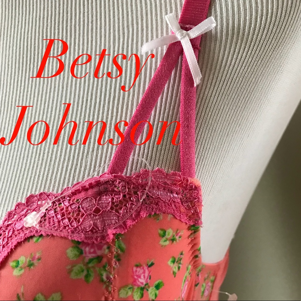 💗 Betsy Johnson 💗 Bra 34D ~ Never worn
